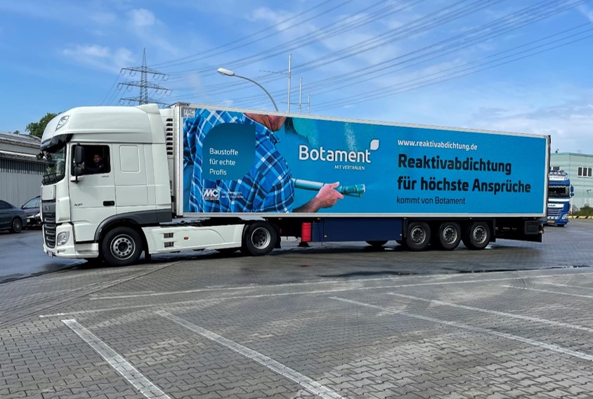 Botament tourt mit neuen LKW, Botament GmbH, Story - PresseBox