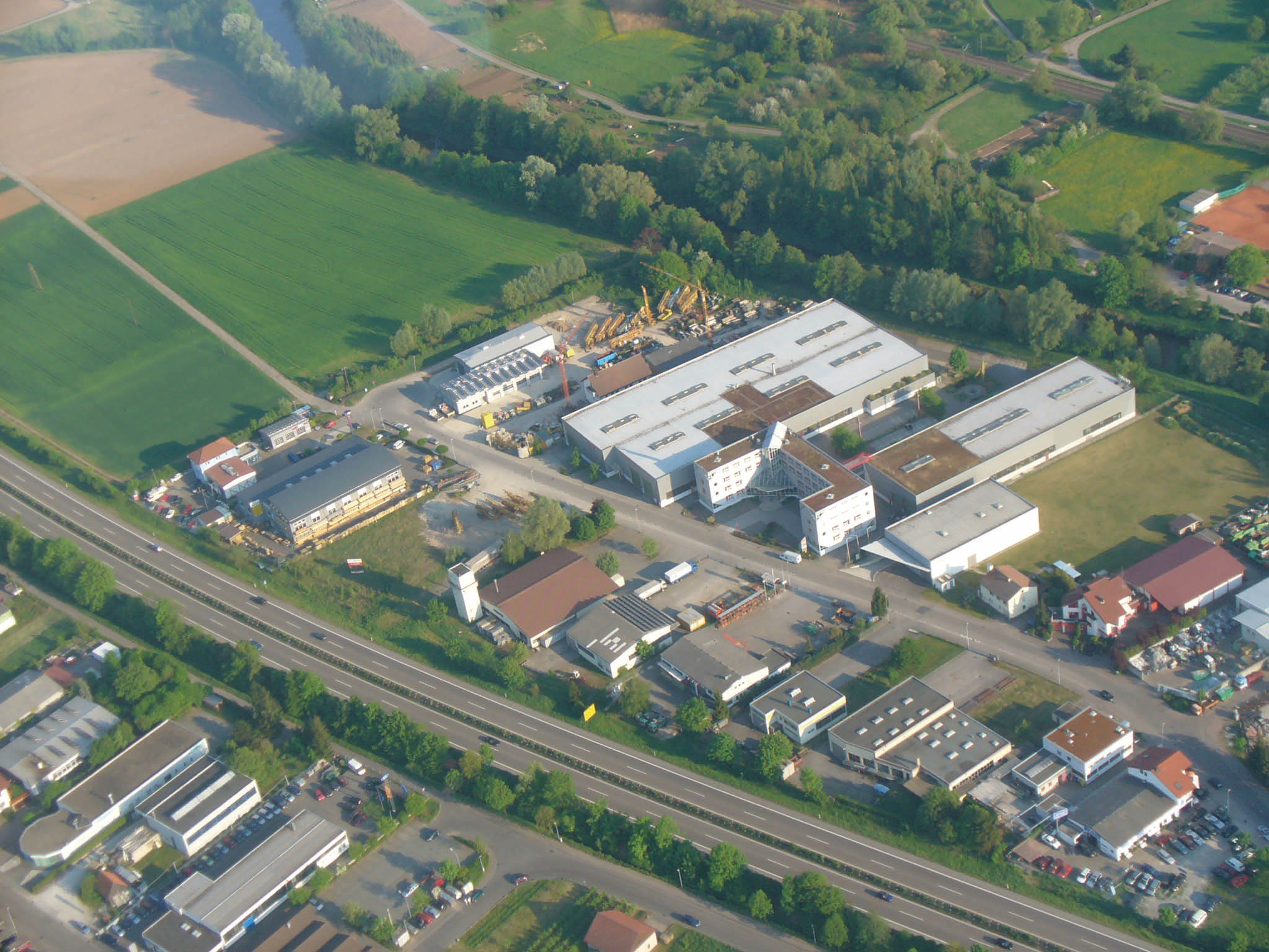 Carl Wüst unter neuem Dach wieder auf Wachstumskurs, WOLPERT HOLDING