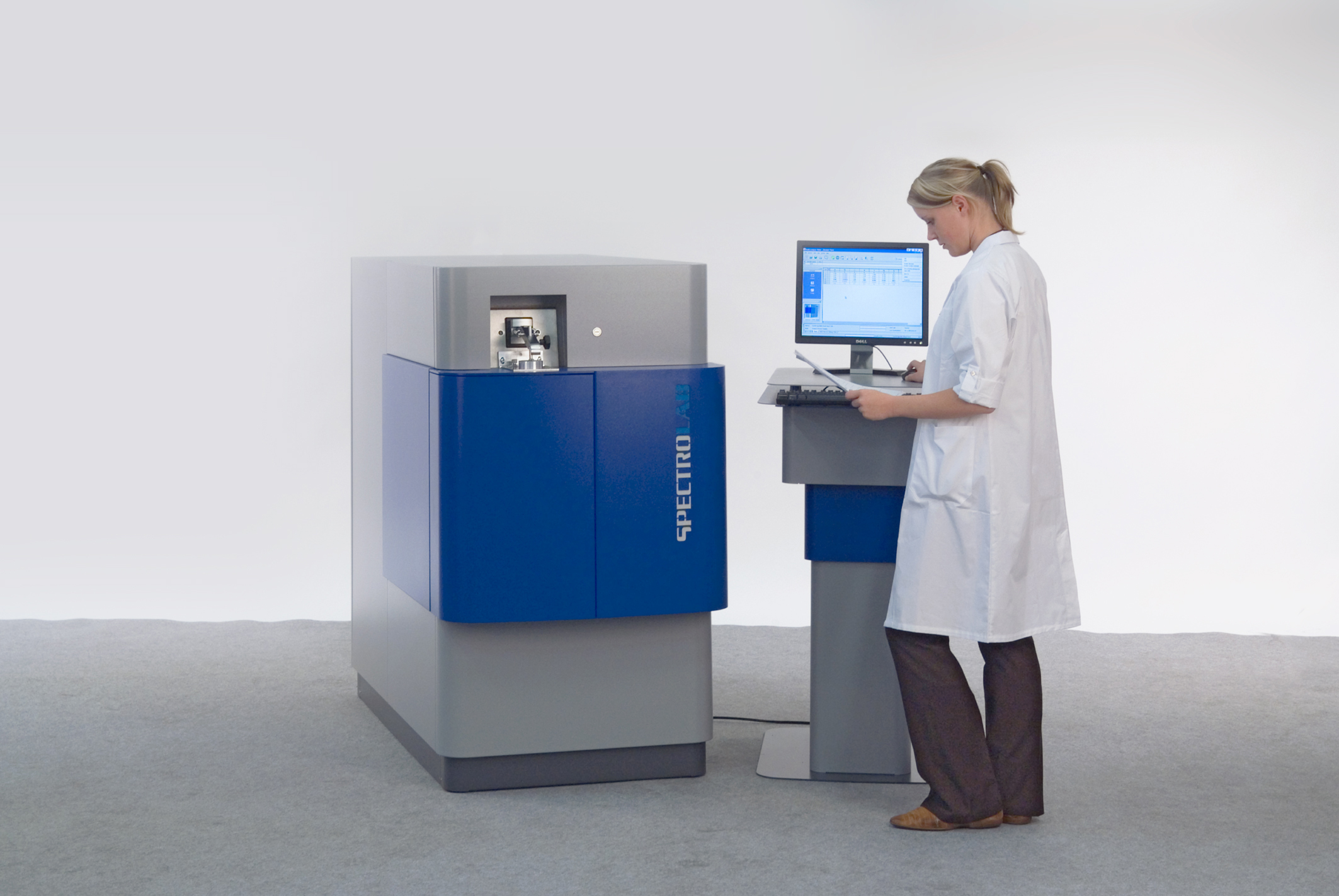 Neues Spectrolab HighEndSpektrometer mit hybrider Optik für höchste