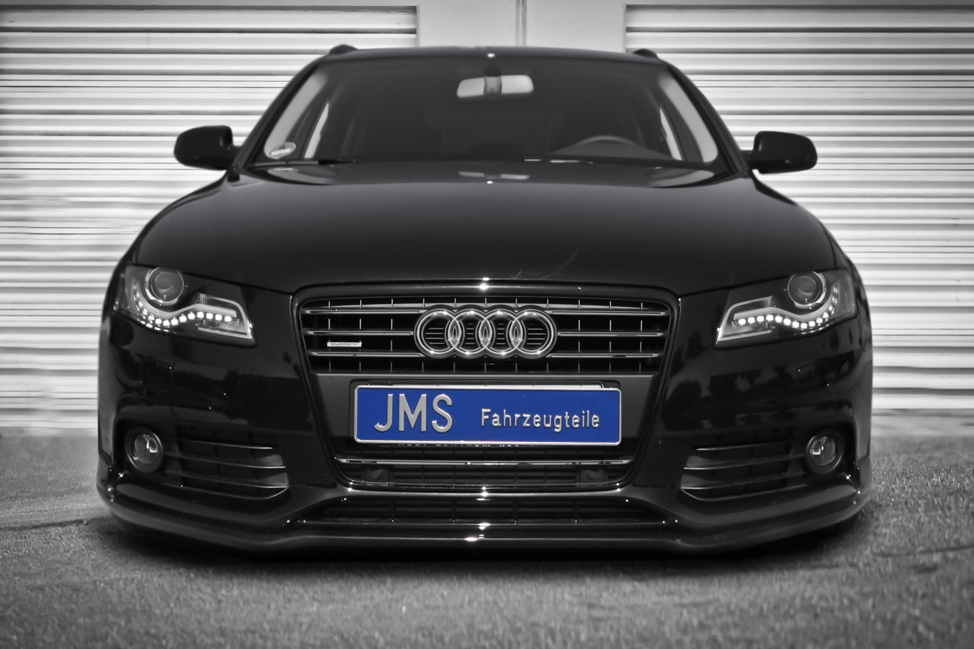 Audi A4 B8 Tuning & Styling von JMS, JMS - Fahrzeugteile GmbH, Story -  PresseBox