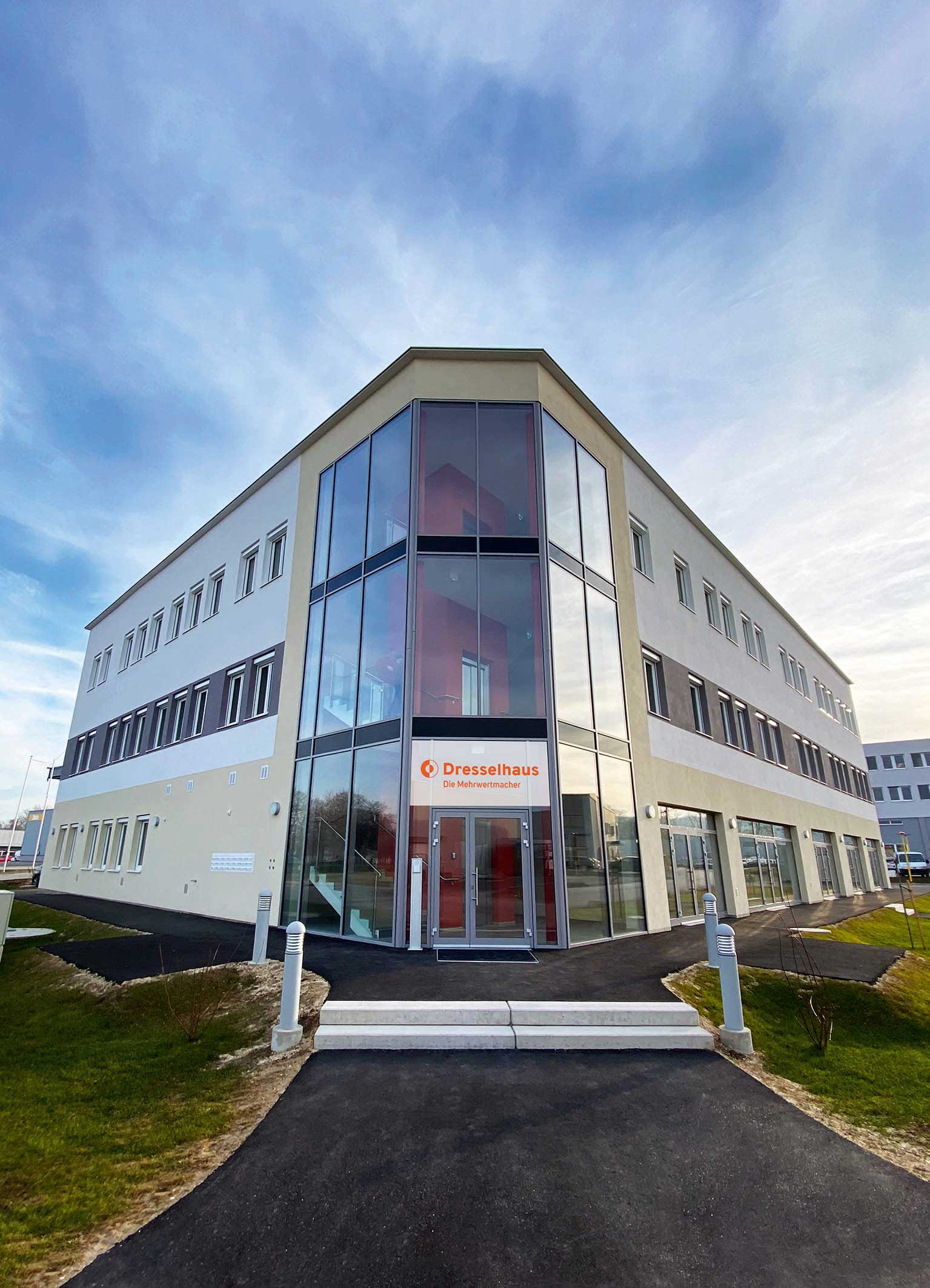 Dresselhaus gründet neue Auslandsgesellschaft in Österreich, Joseph  Dresselhaus GmbH & Co. KG, Story - PresseBox