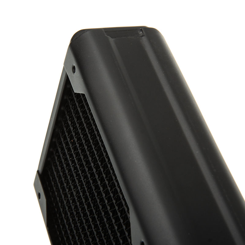 Hardware Labs Black Ice Nemesis GTX Radiatoren mit überragender