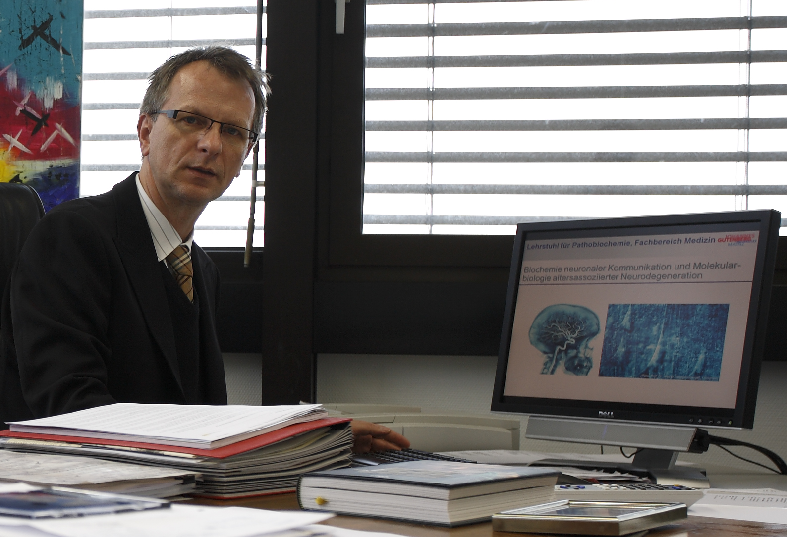 BINDER Innovation Prize awarded to Prof. Dr. Christian Behl by the German Society for Cell