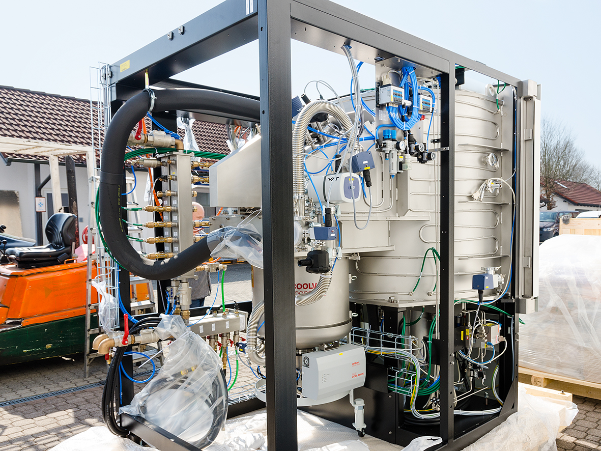 Neue Beschichtungsanlagen und Qualitätssicherung, Laser Components