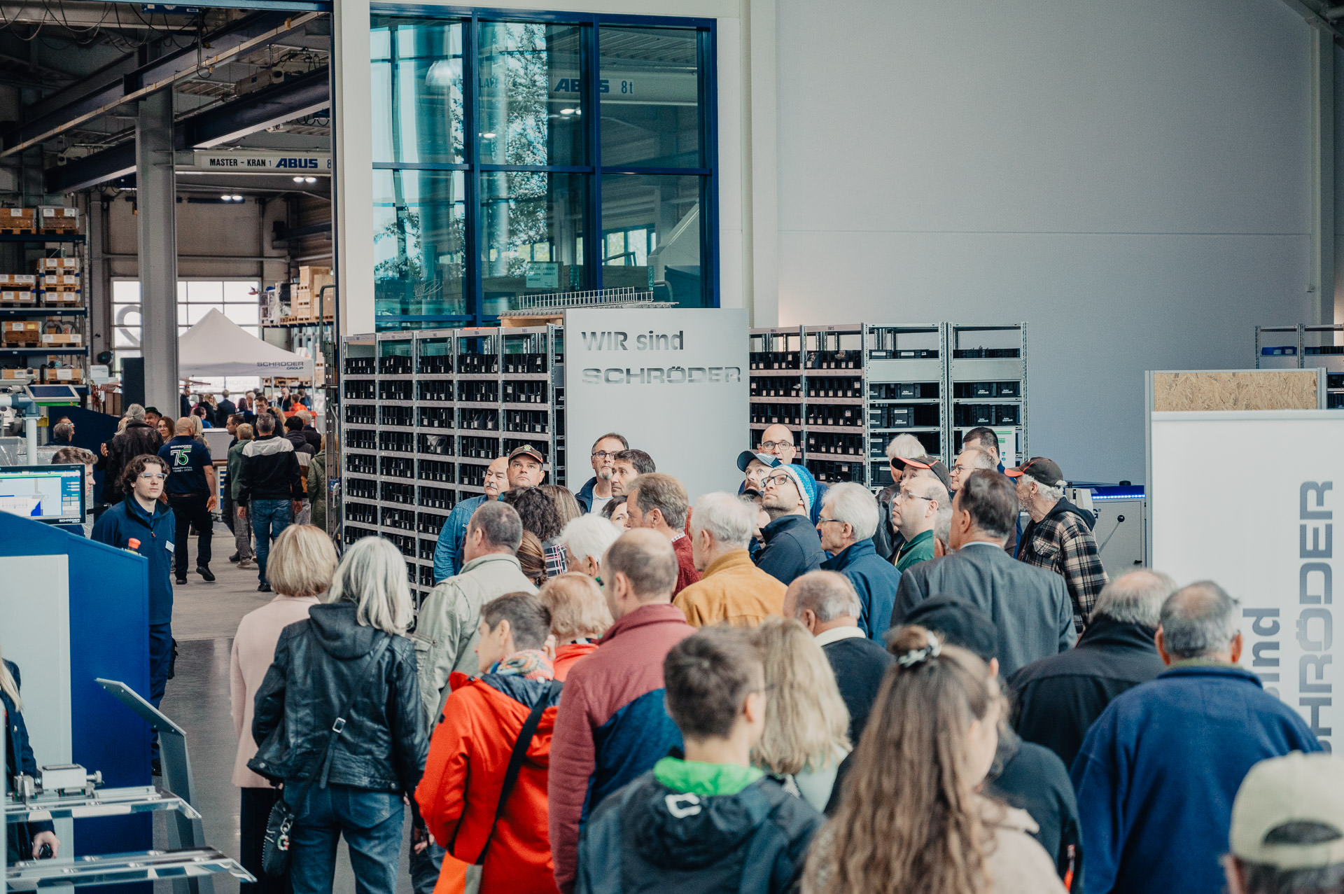 Mehr als 4000 Besucher, Schröder Group, Story - PresseBox