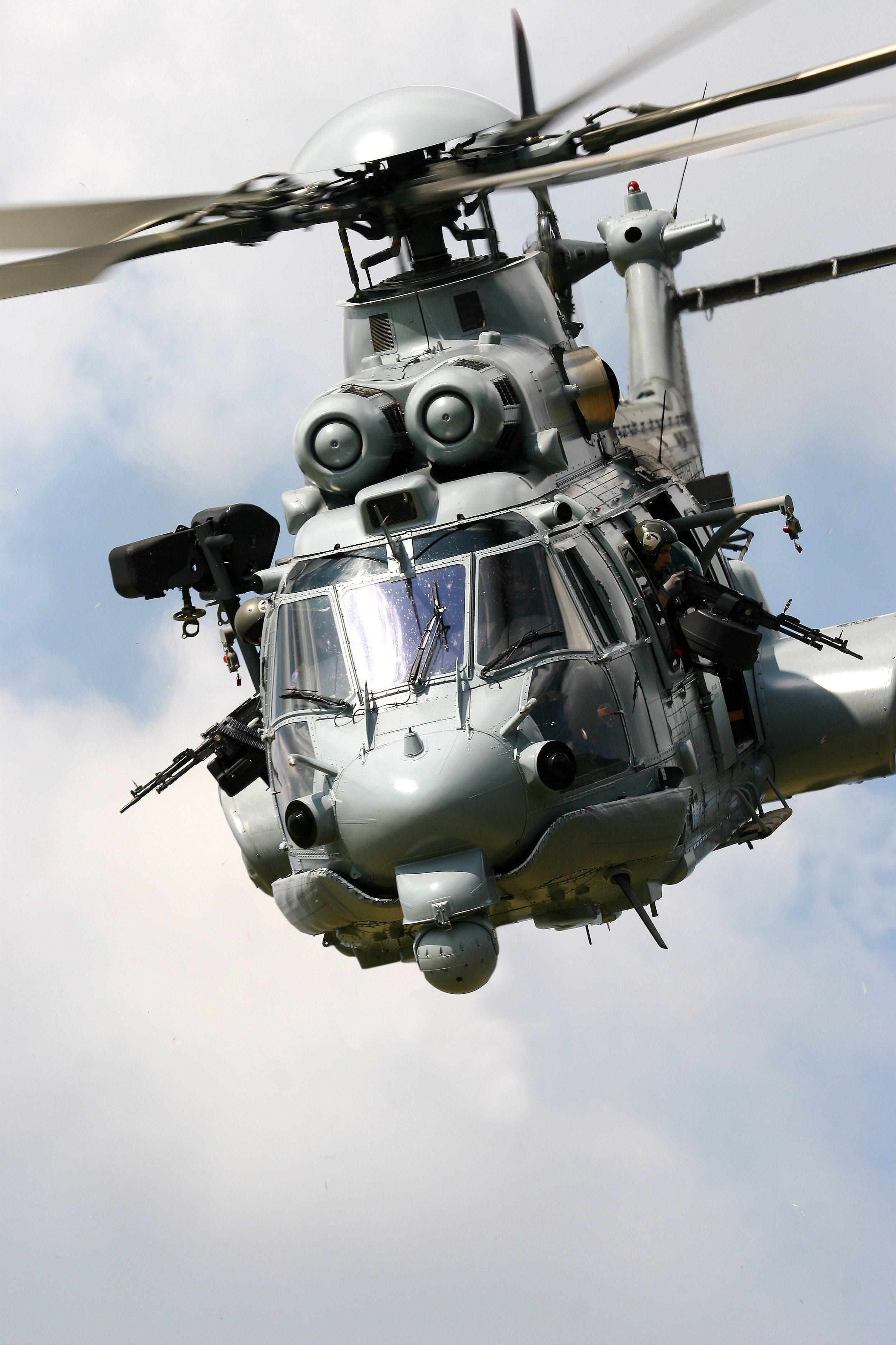 Eurocopter brings modern and combat proven EC725 helicopter to Poland's ...