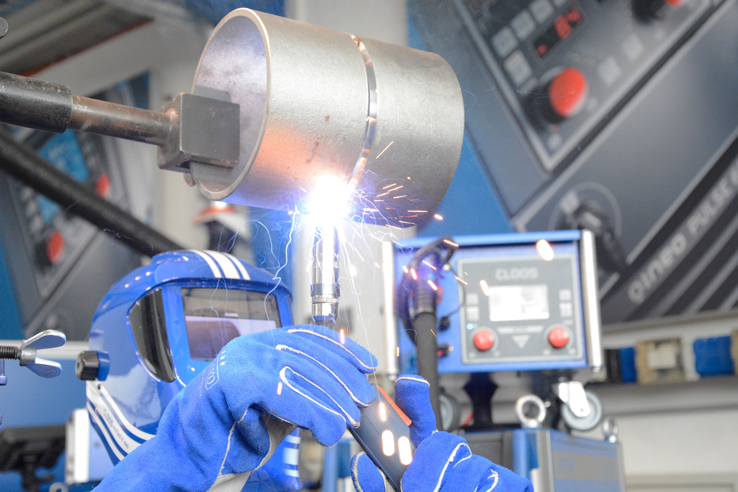 Welding cutting