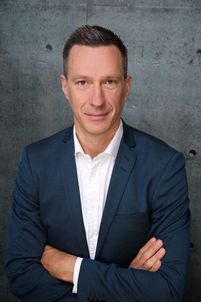Dan Hearsch wird zum Global Co-Leader Automotive & Industrial Practice ...