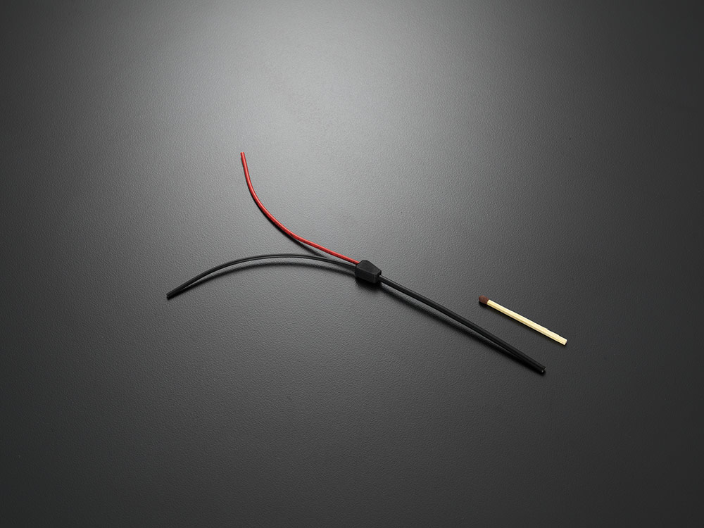 Umspritzte Y-Verteiler im Miniaturformat, EVG Elektro-Vertriebs
