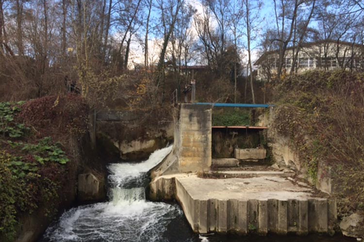 Mehrfache Unterquerung der Stockacher Aach, TRACTOTECHNIK GmbH & Co