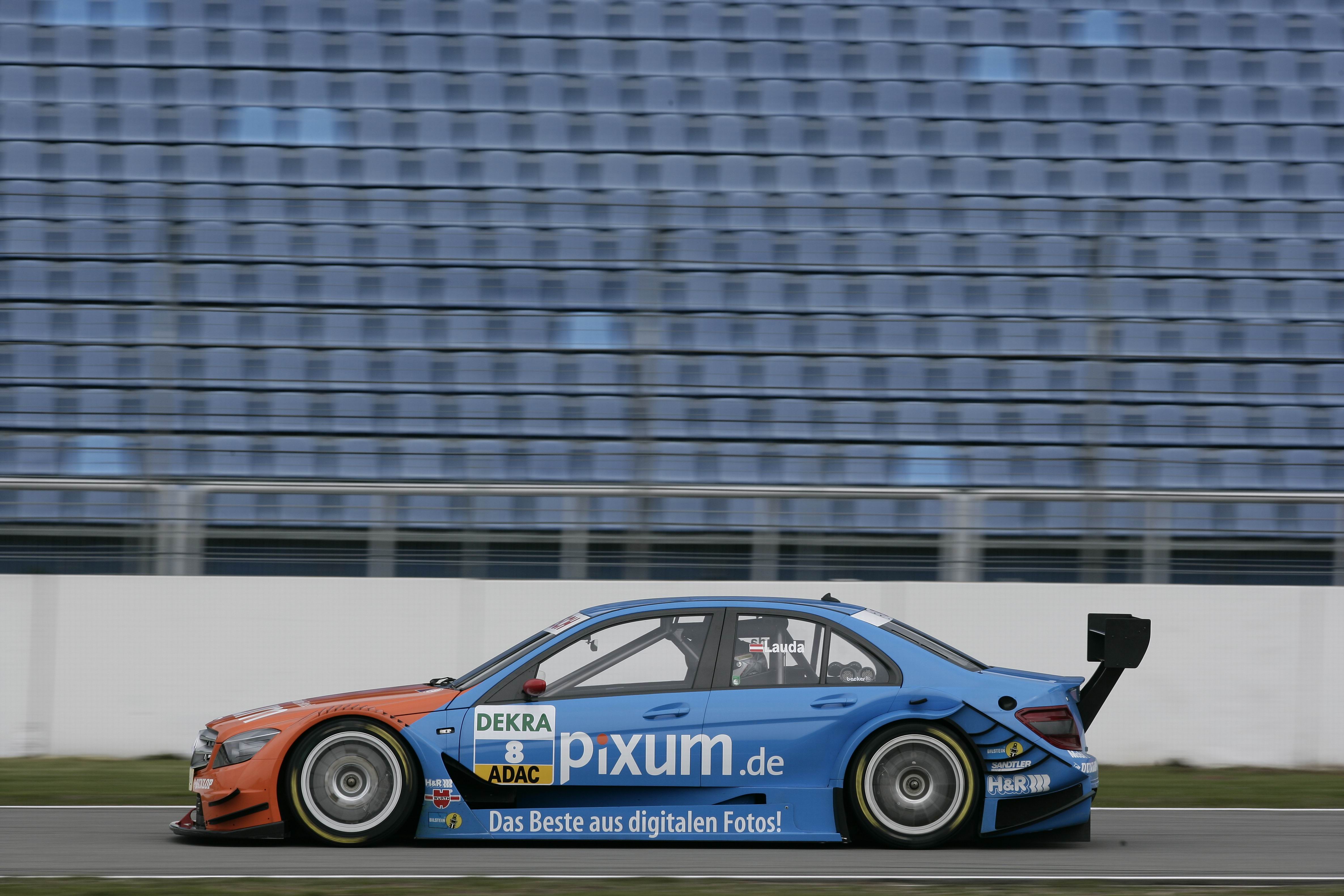 Pixum neuer Teamsponsor des DTMTeams “Pixum AMG Mercedes”, GmbH & Co. KG