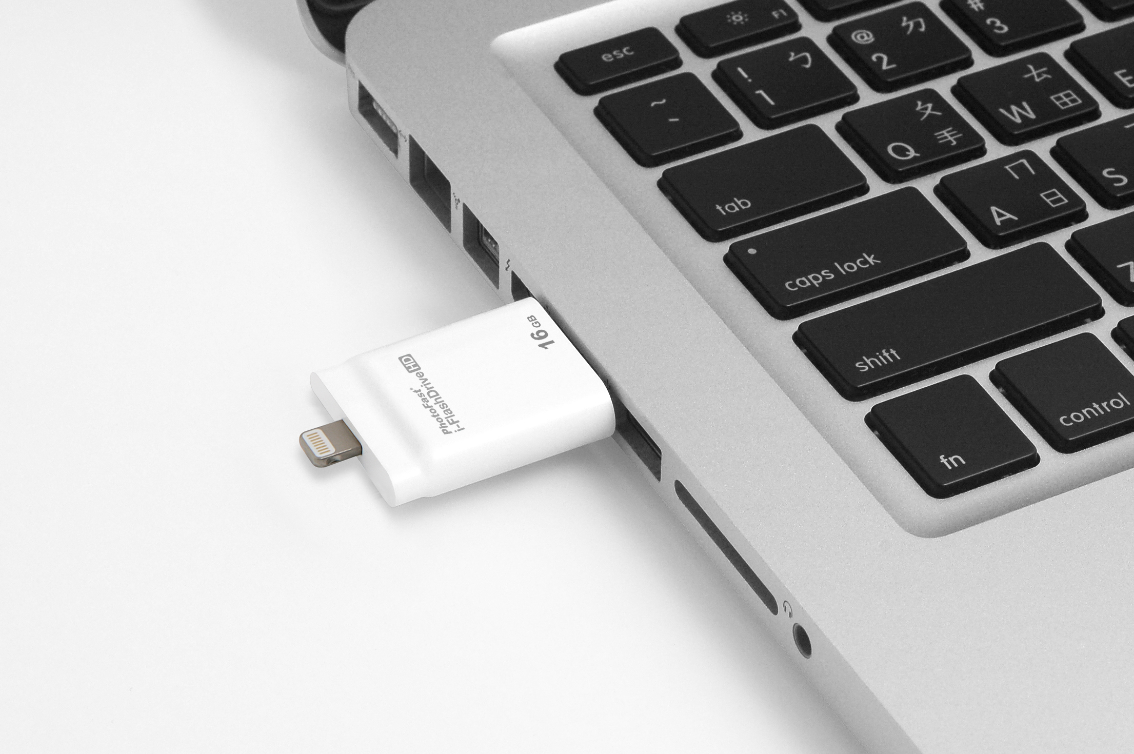 Планшет с usb разъемом для флешки. Флешка Hyperdrive IFLASHDRIVE 16gb. Флешка PHOTOFAST I-FLASHDRIVE 16gb. Флешка для Айпада PHOTOFAST. Mac Pro флешка.