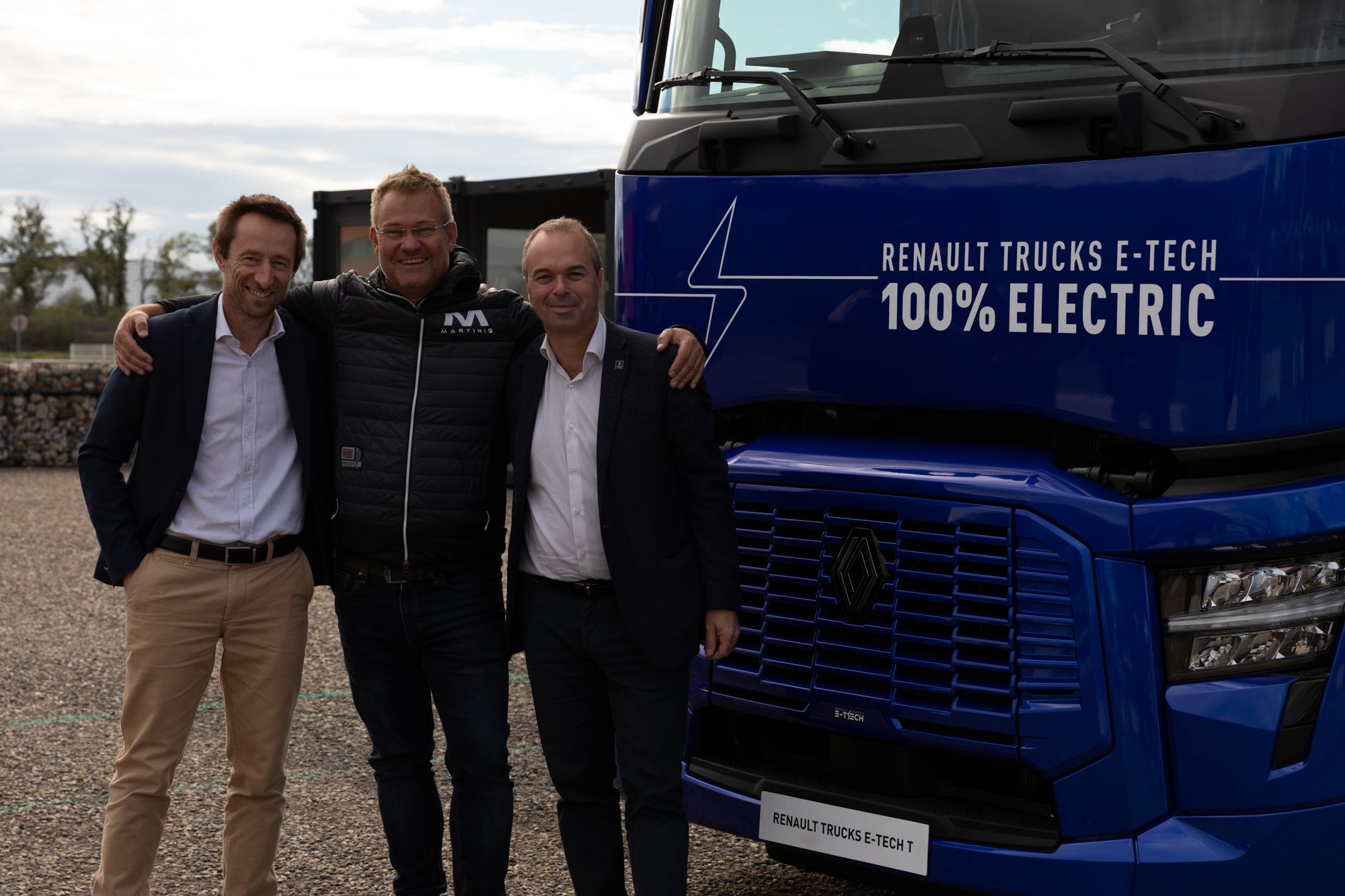 Rekordbestellung: 100 + 1 Renault Trucks für KLV.rent, Renault Trucks ...
