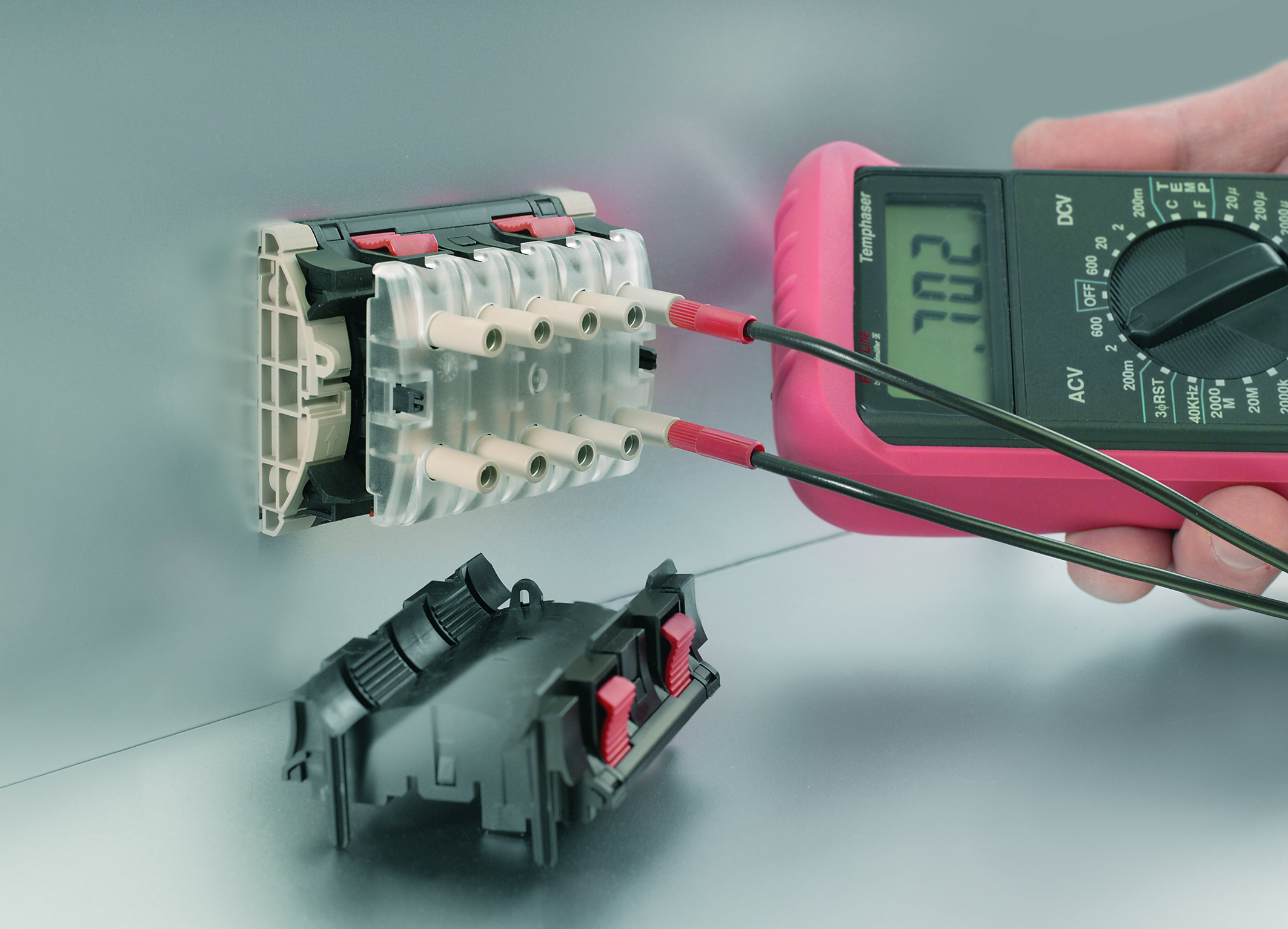 Weidmüller POCON 4 und 8 - innovativer Strom- und Spannungswandler ...