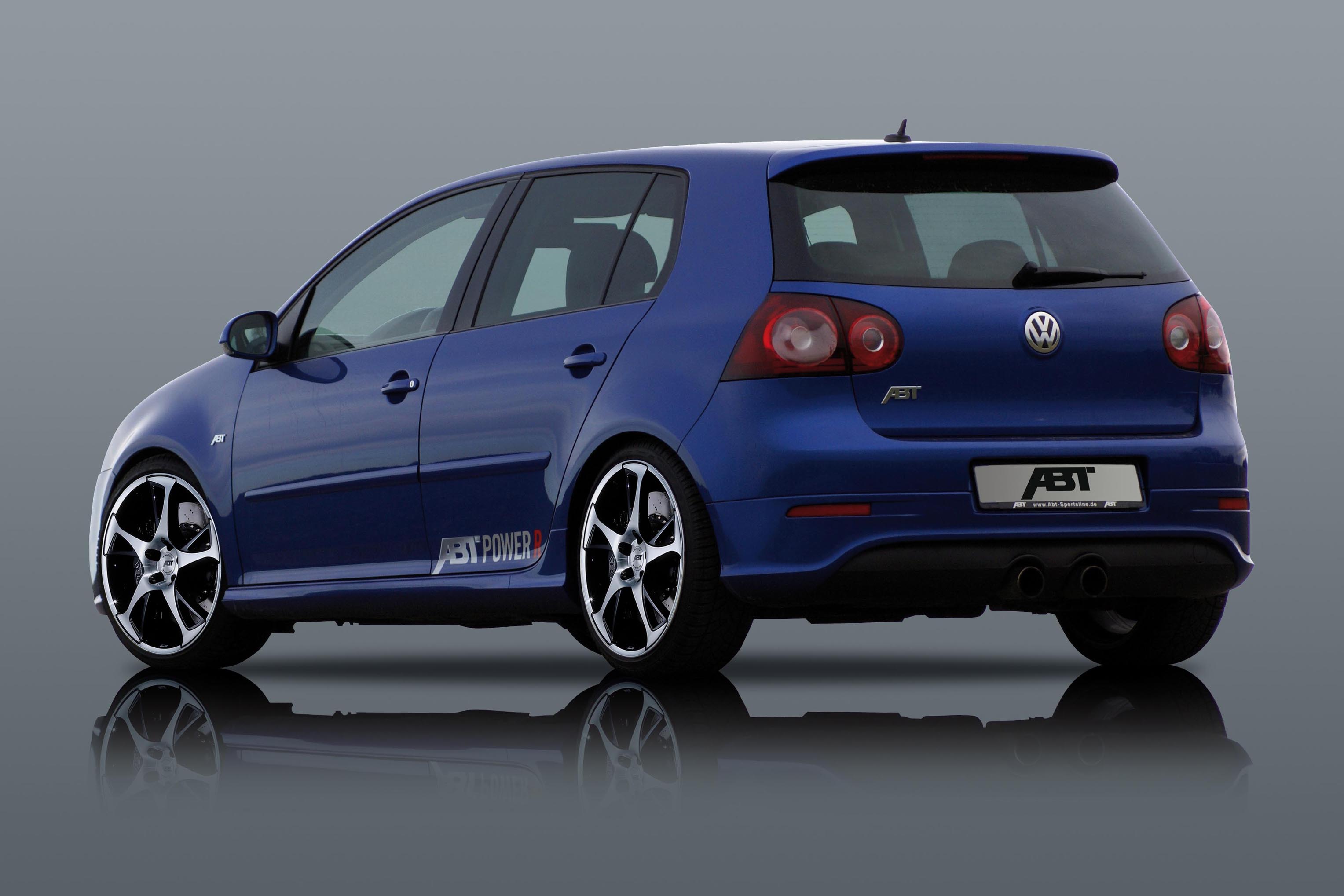 Golf r32. VW Golf r32. Фольксваген гольф 6 r32. WV Golf r32.