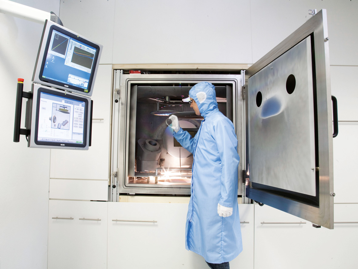 IBS Beschichtungsanlage in Betrieb genommen, Laser Components Germany