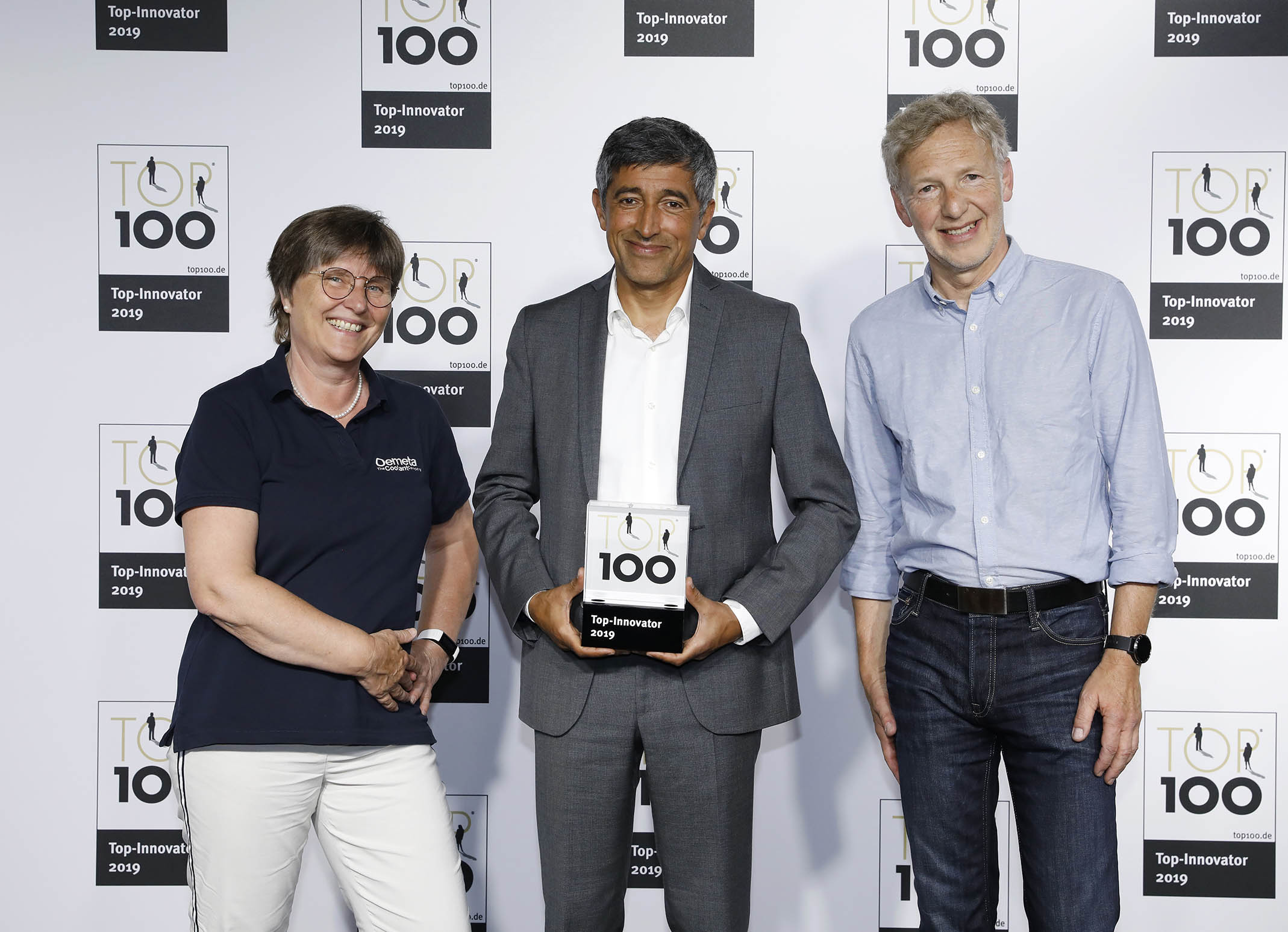 Премия Топ 100 Awards