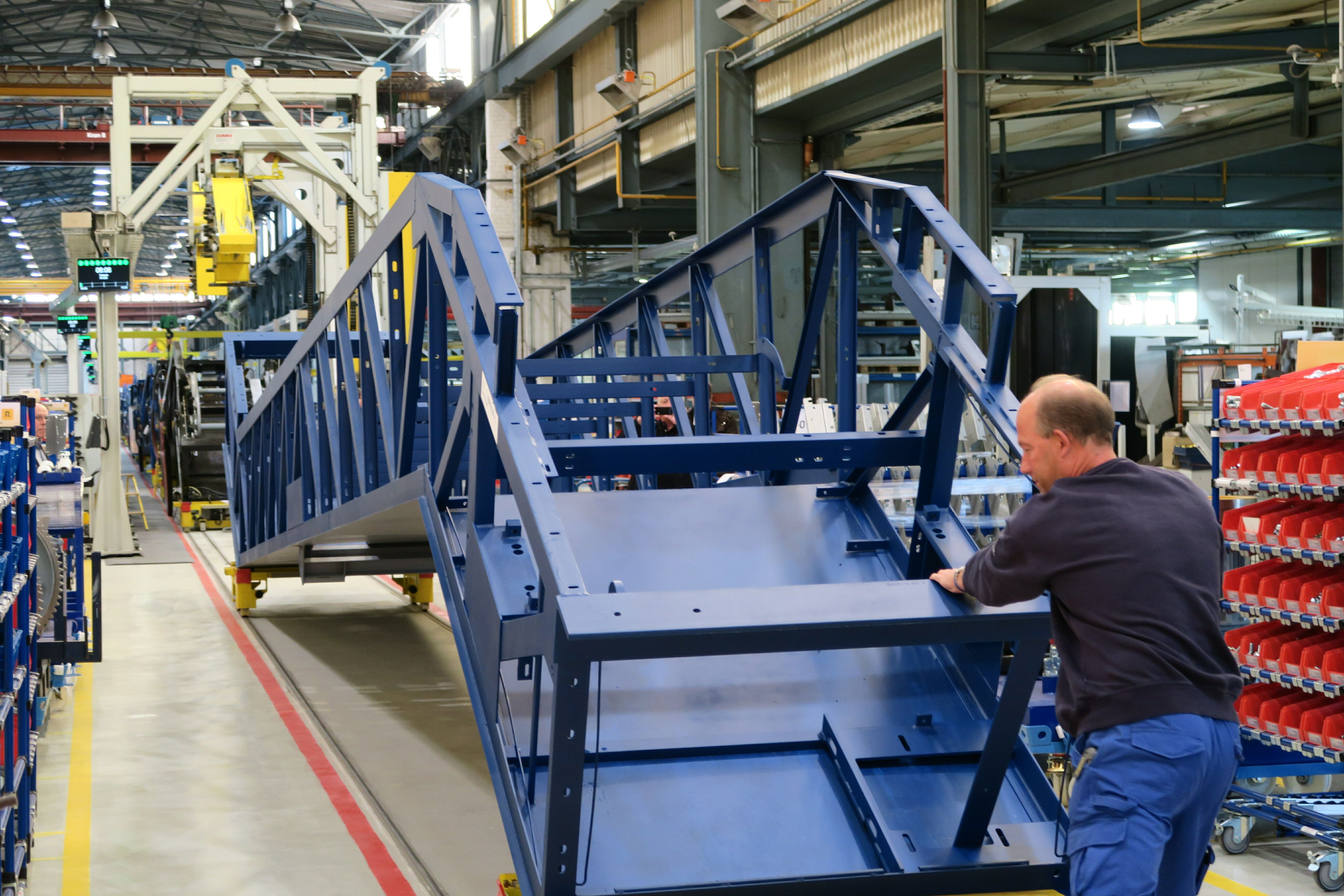 Moderne Fahrtreppen Für U-Bahnnetz: Thyssenkrupp Gewinnt Großauftrag In ...