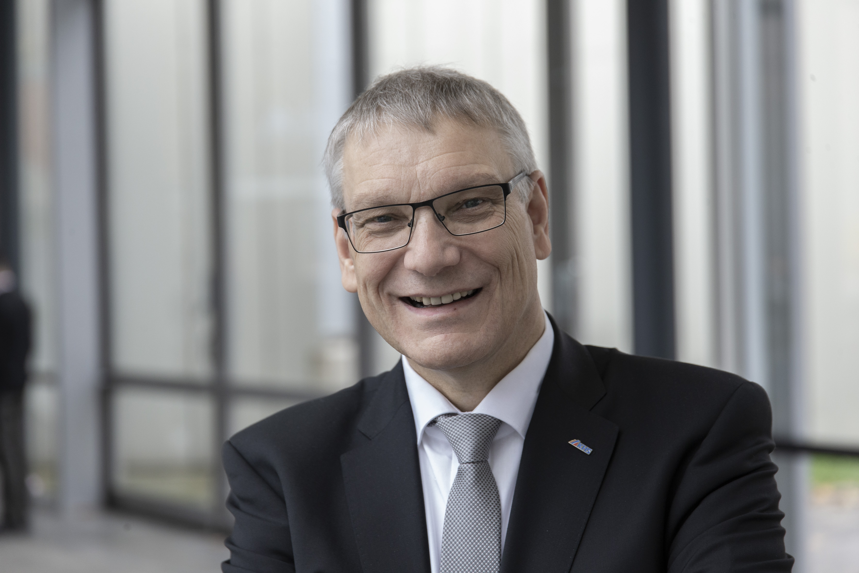 Intelligente Steuerung dank MES: KHS kooperiert mit Mark Anthony ...