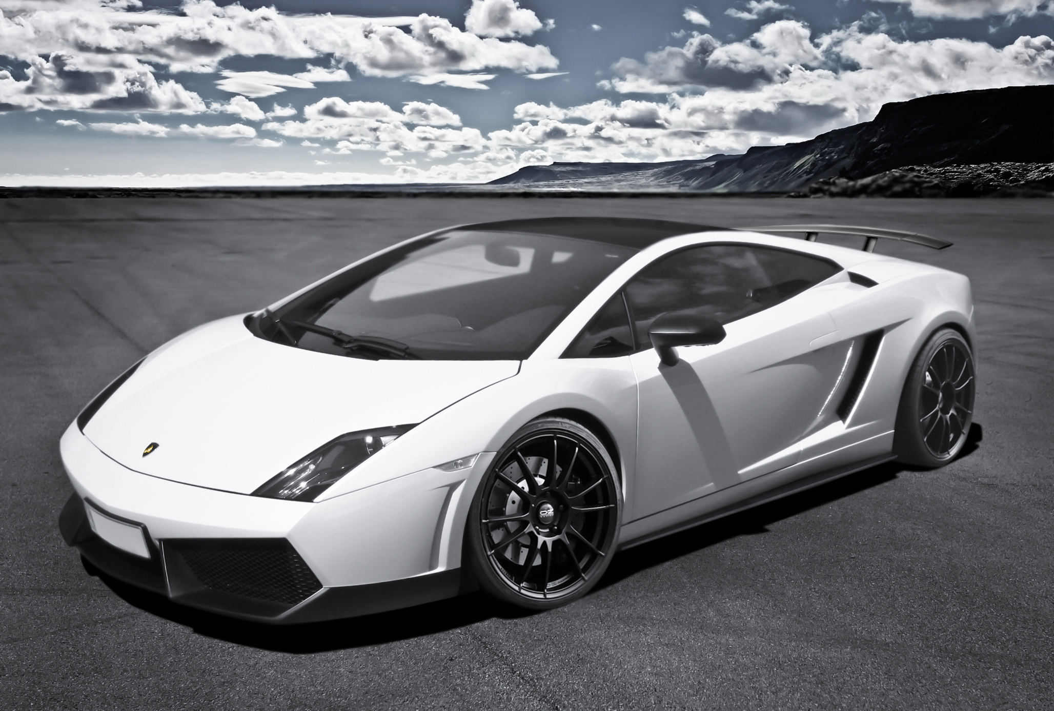 Lamborghini Gallardo Superleggera White