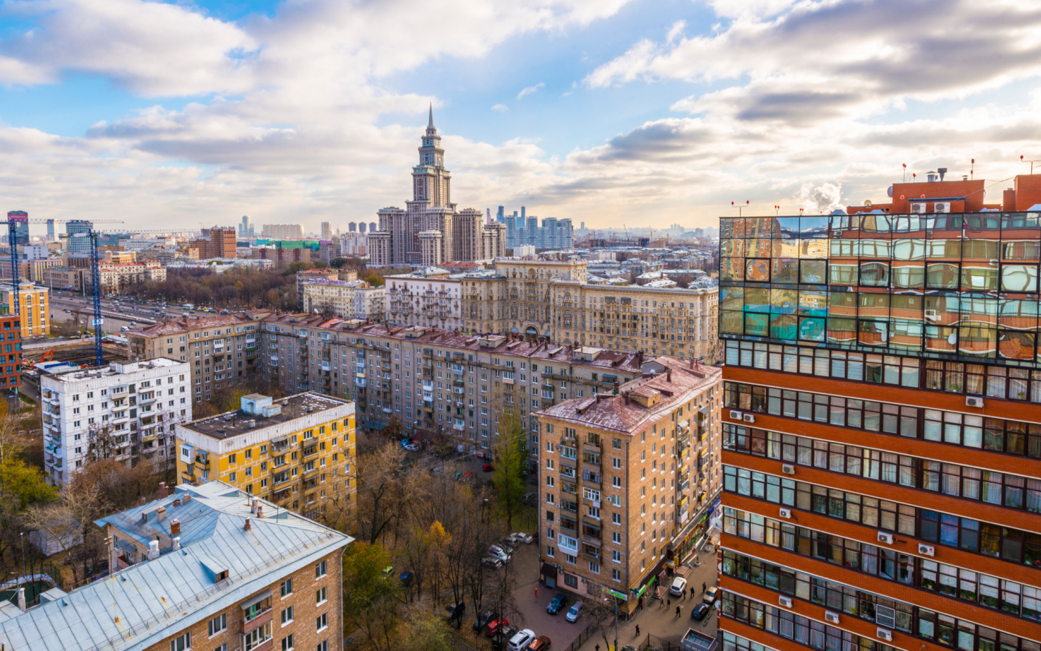 На соколе москва. Район Сокол Москва. Район метро Сокол Москва. Район Сокол аэропорт. Район Сокол сверху.