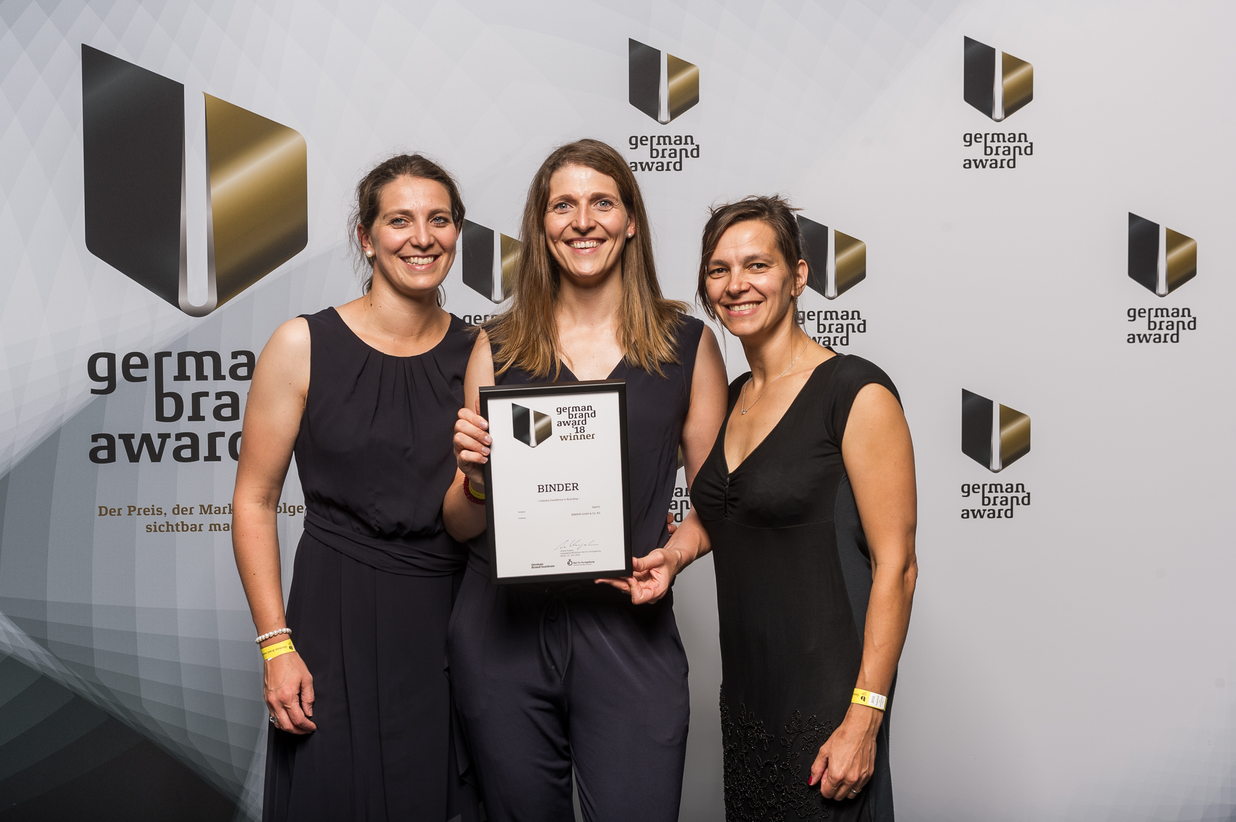 Ideales Trainingskonzept für den Schwimmsport, BINDER GmbH & Co. KG