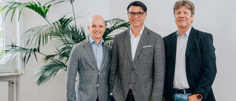 Titelbild der Firma SHI GmbH