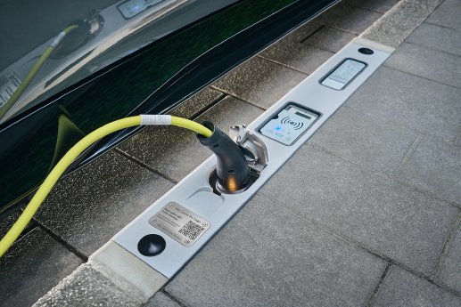 Rheinmetall-Ladebordsteine-D%C3%BCsseldorf-2.jpg