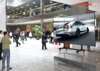 peerless - Videowall Multi Monitorständer auf Rollen - Messe