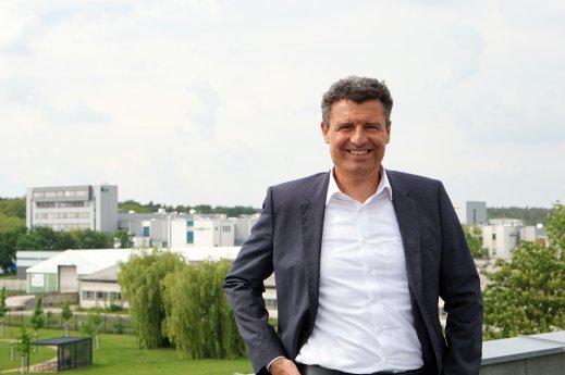 CEO der IDT Biologika GmbH - Dr. Jürgen Betzing.jpg