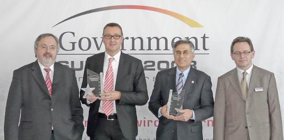 Award-Gewinner Ernst Bürger, Leiter des Referats eGovernment und Informationsgesellschaft im Bundesministerium des Inneren (2. v.li.)