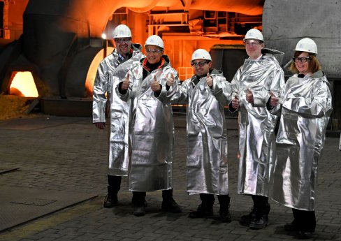 Pressefoto 2_Besuch Séjourné - Kopie.jpg