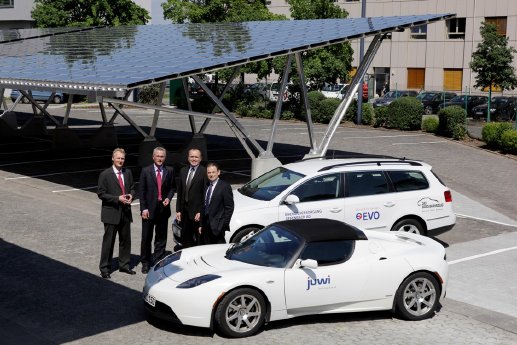EVO Firmen Solar Carport.jpg