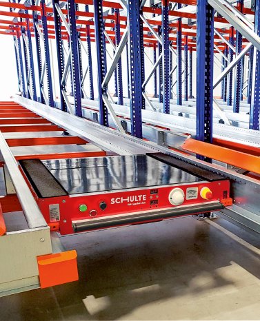 03_Palettenshuttle SCHULTE.jpg
