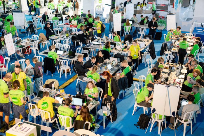 SMART-GREEN-ISLAND-MAKEATHON-2026_(12) .jpg