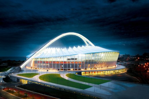 Stadion in Durban mit LED-Lichtbogen_300dpi.JPG