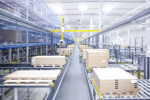 SSI_Flat Pack Picking_602_Kommissionierung_Portalroboter_corr.tif