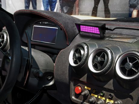 08_Cockpit-LED-Anzeige_2025.jpg