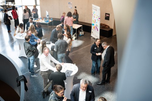 PM_077_Foyer.jpg