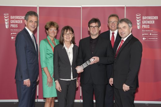 Toolcraft erhält den Bayerischen Gründerpreis in der Kategorie Aufs...