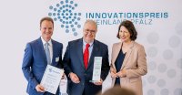 KÜBLER gewinnt den Innovationspreis Rheinland-Pfalz. Ausgezeichnet wurde das Multi-Energie-Infrarotsystem FUTURA, eine Weltneuheit zur hocheffizienten Beheizung von Hallengebäuden. Das System wurde für die Energiewende entwickelt und kann – im Mix oder Monobetrieb – sowohl erneuerbare als auch etablierte Energieträger verarbeiten. Zusätzlich kann FUTURA als nachhaltig wirtschaftliche 2-in-1 Lösung die Funktion LED-Hallenbeleuchtung integrieren. KÜBLER gewinnt den Innovationspreis Rheinland-Pfalz. Ausgezeichnet wurde das Multi-Energie-Infrarotsystem FUTURA, eine Weltneuheit zur hocheffizienten Beheizung von Hallengebäuden. Das System wurde für die Energiewende entwickelt und kann – im Mix oder Monobetrieb – sowohl erneuerbare als auch etablierte Energieträger verarbeiten. Zusätzlich kann FUTURA als nachhaltig wirtschaftliche 2-in-1 Lösung die Funktion LED-Hallenbeleuchtung integrieren.