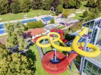 Eine Tür schließt, die andere öffnet sich: Am 18. Mai beginnt bei den Stadtwerken Schwäbisch Hall die Freibadsaison. Am selben Tag geht das Hallenbad in die Sommerpause.