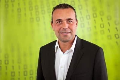 "Die rasant wachsende Nachfrage nach zusätzlichen Sicherheitslösungen für Office 365 ist nicht unberechtigt. Allein 2019 vervierfachte sich die Zahl der Angriffe auf die E-Mail-Konten der Nutzer", erklärt Daniel Hofmann, CEO von Hornetsecurity. Bild: © Hornetsecurity GmbH