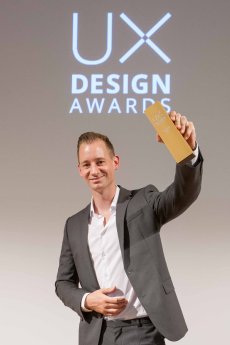 UX_Design_Awards_2016_Gold_Winner_ICAROS_copyr_IDZ_fot_Tomasz_Poslada_3.jpg