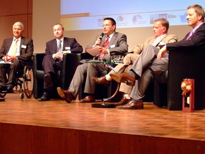 Podiumsdikussion mit Dr. Rolf Bender, Johannes Wieczorek, Werner Geilenkirchen, Heiner Rogge, Michael Garvens (von links nach rechts)
