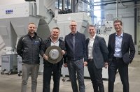 Gruppenfoto aller beteiligten Unternehmen. 
V.l.n.r.: Leonard Knaus (Bantleon), Siegmund Tonn (SHW), Boris Memel (SHW), Daniel Kujundzic (KNOLL), Ralph Knobelspies (KNOLL)