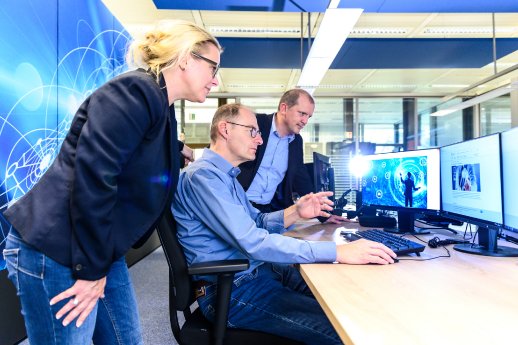 TÜV Rheinland Prüfung von Cyberrisiken für Industrieanlagen.jpg