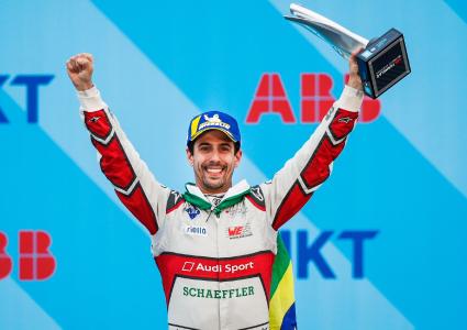 Platz 2 für Lucas di Grassi vom Rennteam Audi Sport ABT Schaeffler beim Auftaktrennen in Hongkong, China. Bildquelle: Audi Communications Motorsport