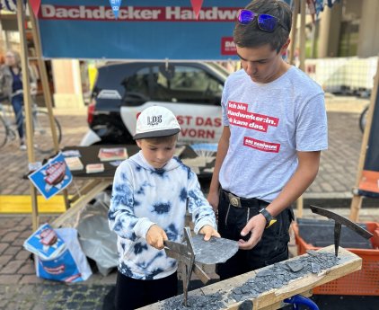 PM 21_25 Bild Tag des Handwerks Freiburg.jpg