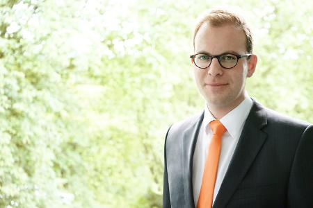 Dr. Nils Middelberg